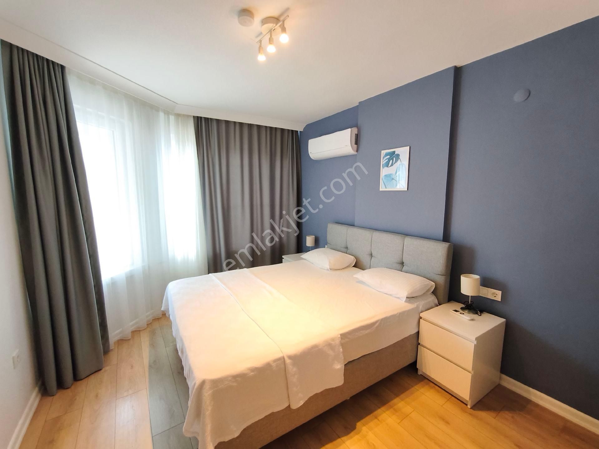 Konyaaltında Denize Sıfır Eşyalı Daire - Görsel 13