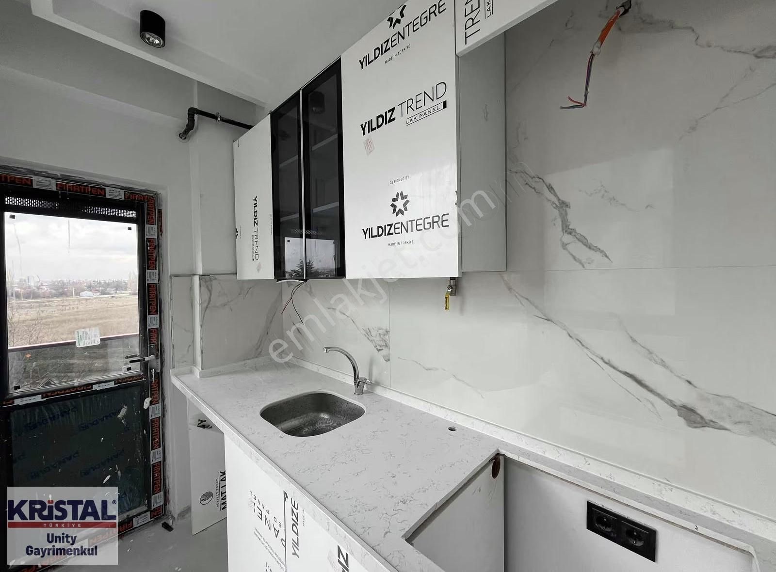 71 Evler Mahallesinde Satılık Fırsat 2+0 Daire - Görsel 13