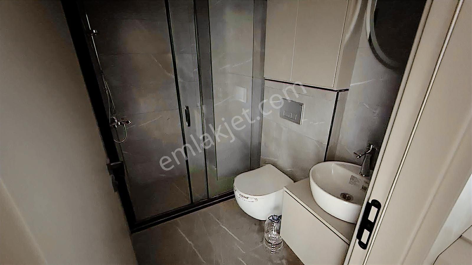 Taşpınar 'da Kiralık Asansörlü Ara Katta 1+1 Lüx Yapı - Görsel 9