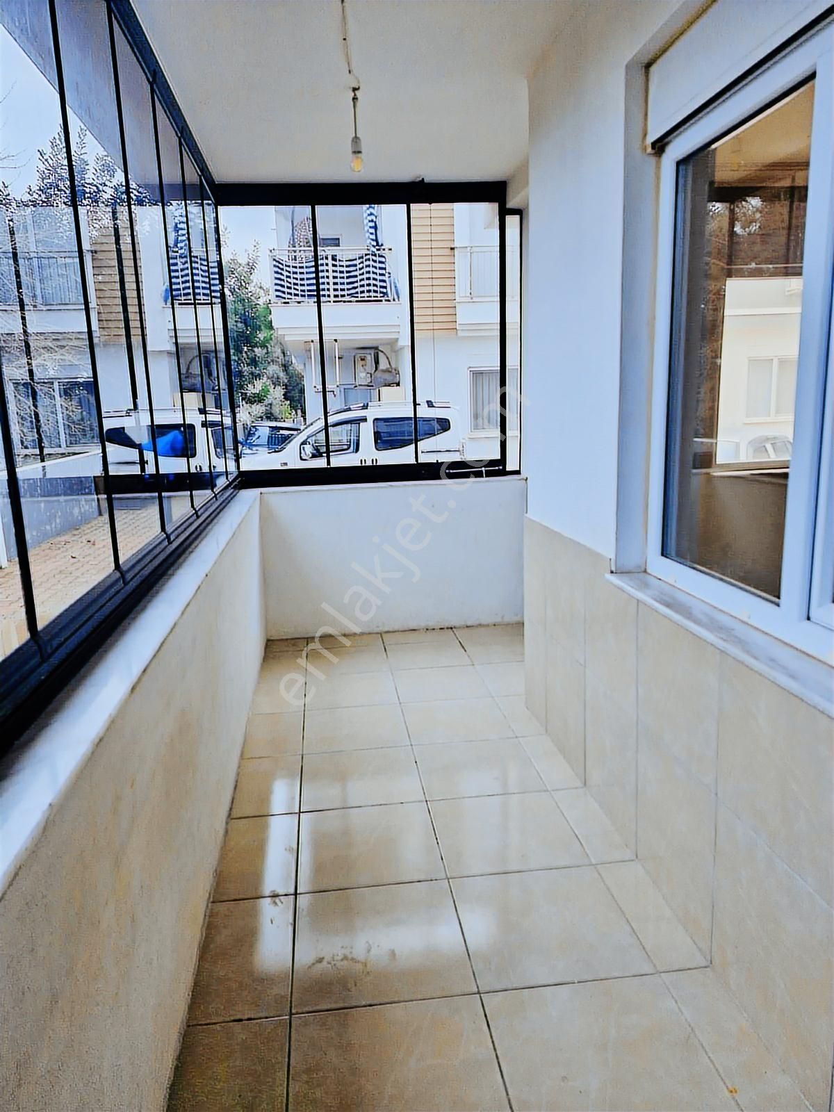 Yatırımlık Altınova'da Satılık 2+1 Daire (araç Takasına Açık) - Görsel 7