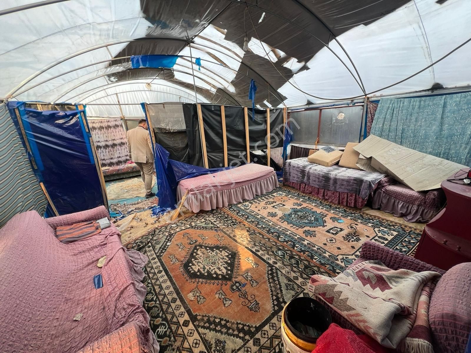 Erdemli Hüsametli 1358 M2 Çatma Ev - Görsel 9