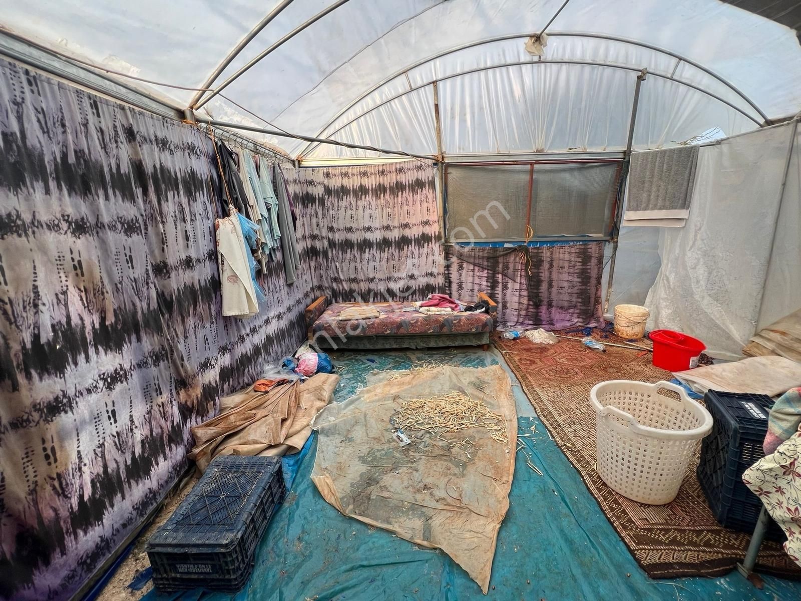 Erdemli Hüsametli 1358 M2 Çatma Ev - Görsel 5