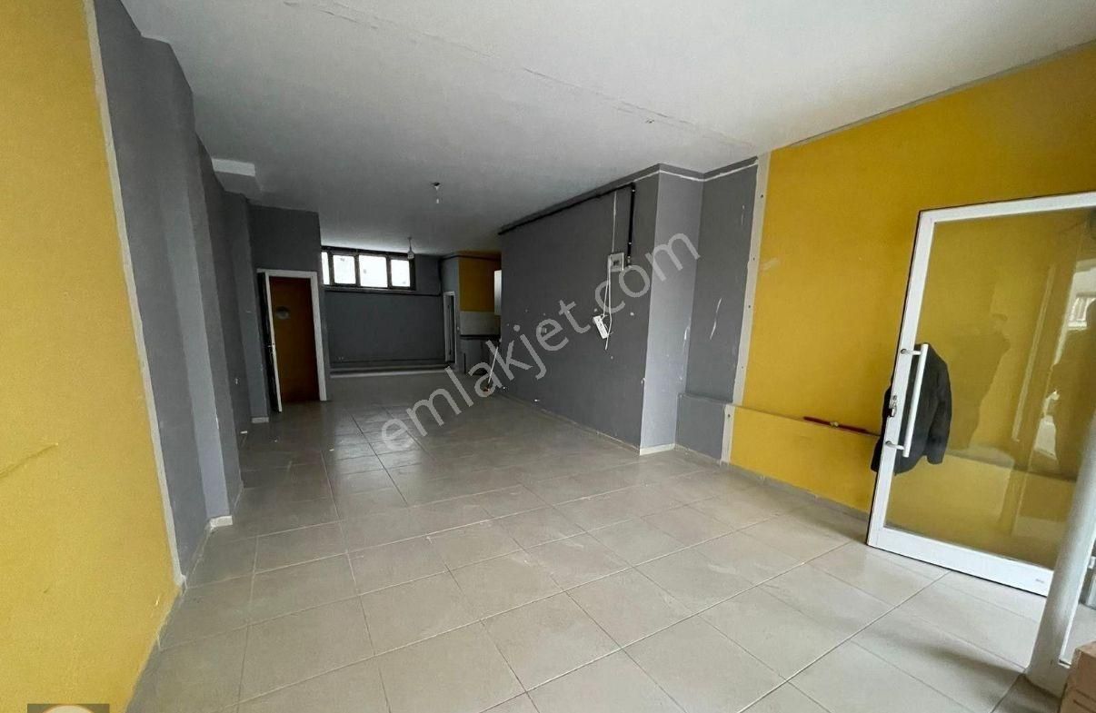 Söğütlü Çeşme'de Cadde Üstünde 135 M2 2 Katlı Satılık Dükkan - Görsel 11