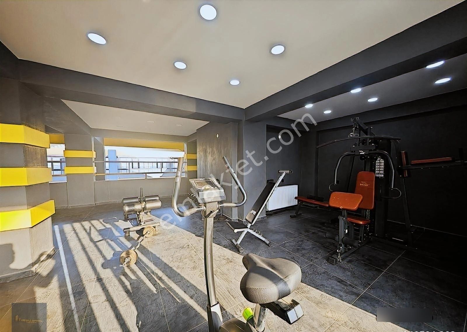 Bahçelievler'de Site İçi 2+1 120 M2 Ara Kat Ultra Lüks Satılık - Görsel 27