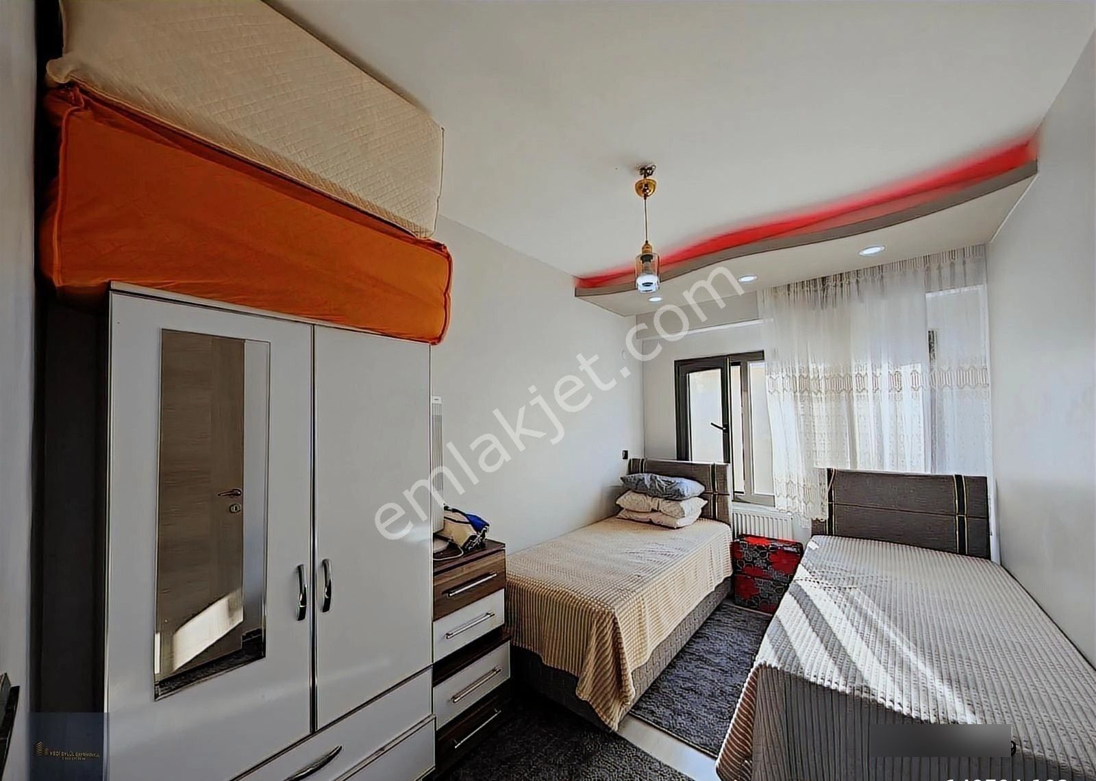 Bahçelievler'de Site İçi 2+1 120 M2 Ara Kat Ultra Lüks Satılık - Görsel 11