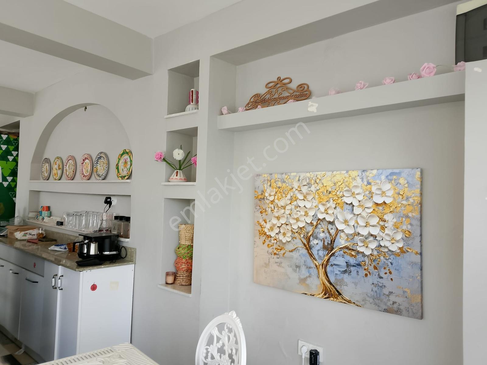Urla Zeytinalanında Devren Kiralık Pastahane - Görsel 24