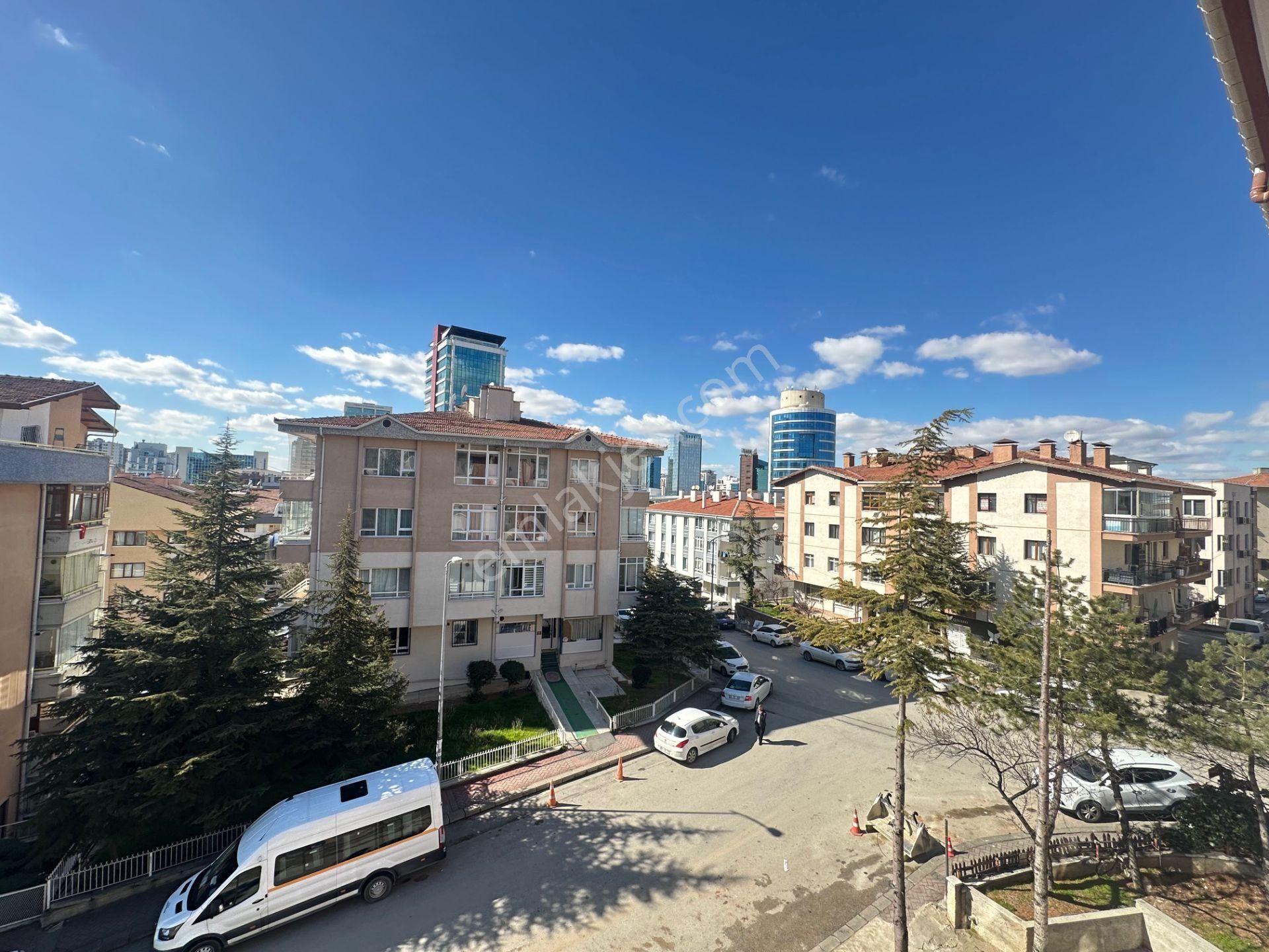 C.atıf Kansu'da Prestijli Ve Değerli Lokasyonda Kiralık Daire - Görsel 16