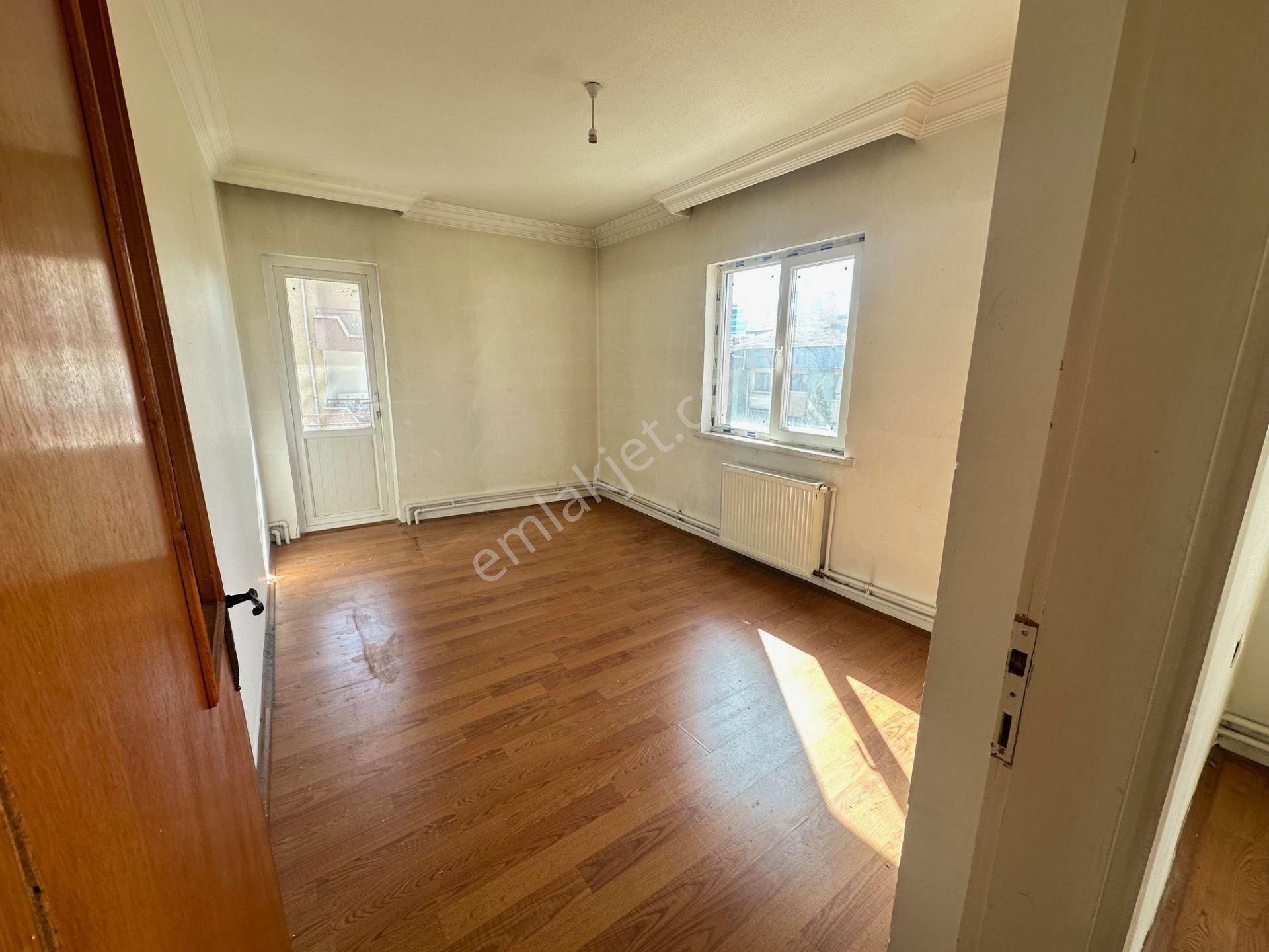 C.atıf Kansu'da Prestijli Ve Değerli Lokasyonda Kiralık Daire - Görsel 11