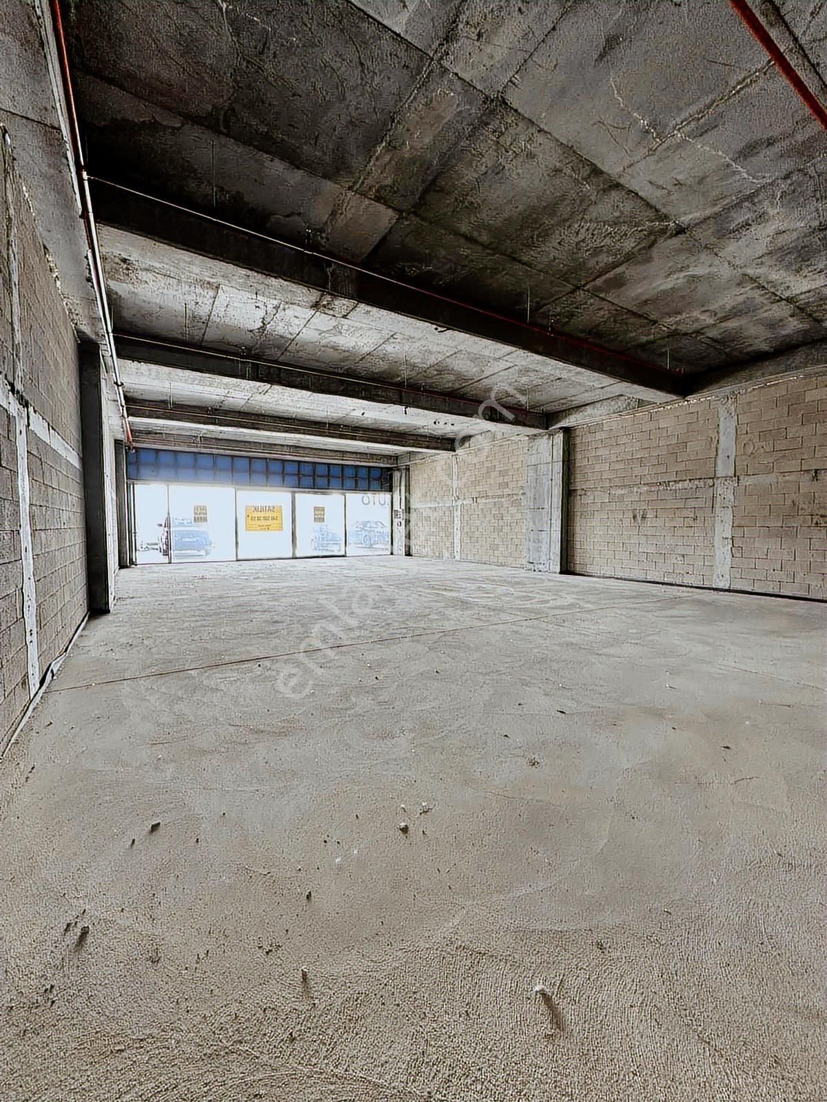 Avrupa Yakasının En Prestijli Oto Galeri Sitesi Satılık Mağaza - Görsel 16