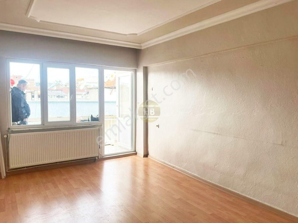 Hb'den 2+1 Kiralık Daire, A.menderes Bulvarı Arka Sokağı - Görsel 4