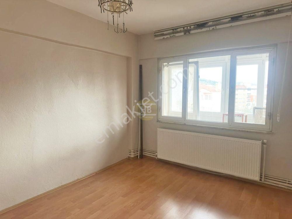 Hb'den 2+1 Kiralık Daire, A.menderes Bulvarı Arka Sokağı - Görsel 24