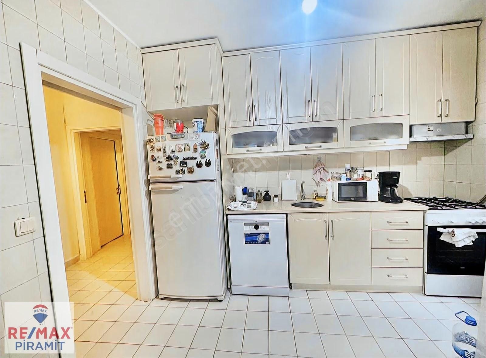 Acıbadem'de Kiralık 3+1 Daire - Görsel 9