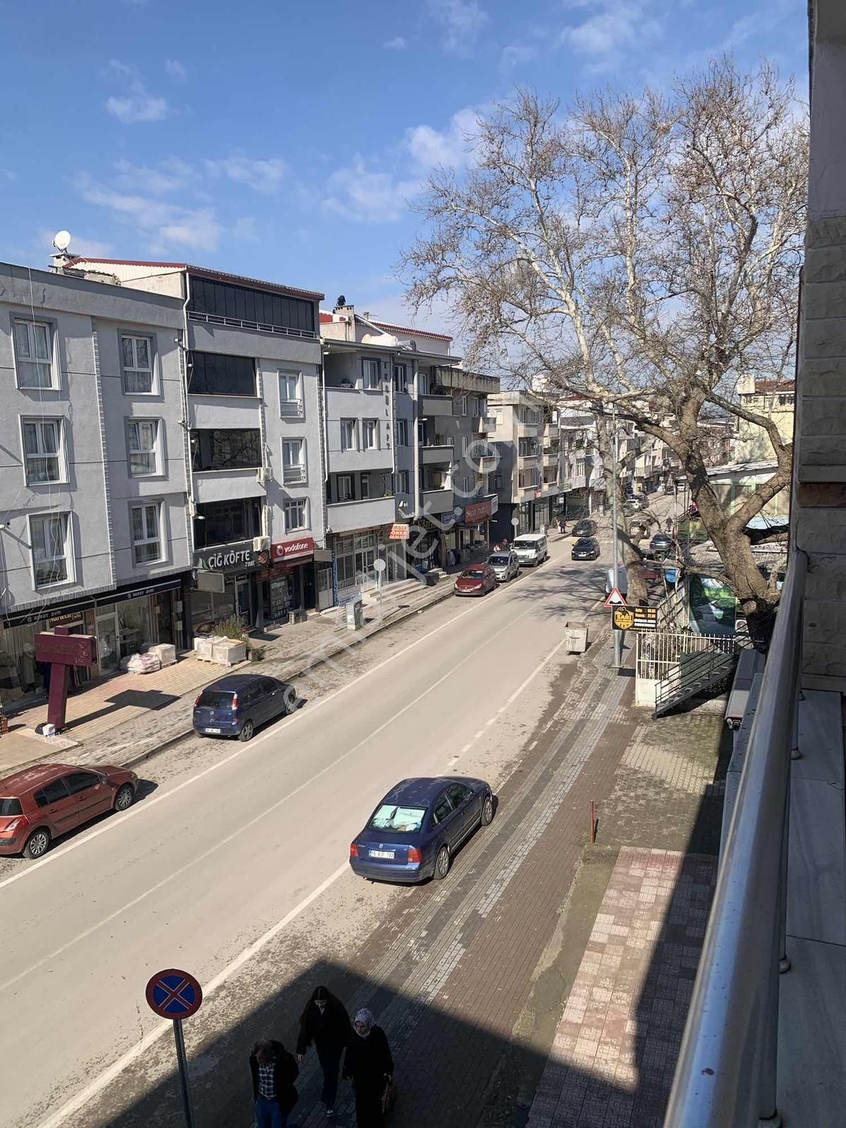 Çınar Önün'de Cadde Üzerinde Kiralık 2+1 Geniş,ferah Daire - Görsel 8