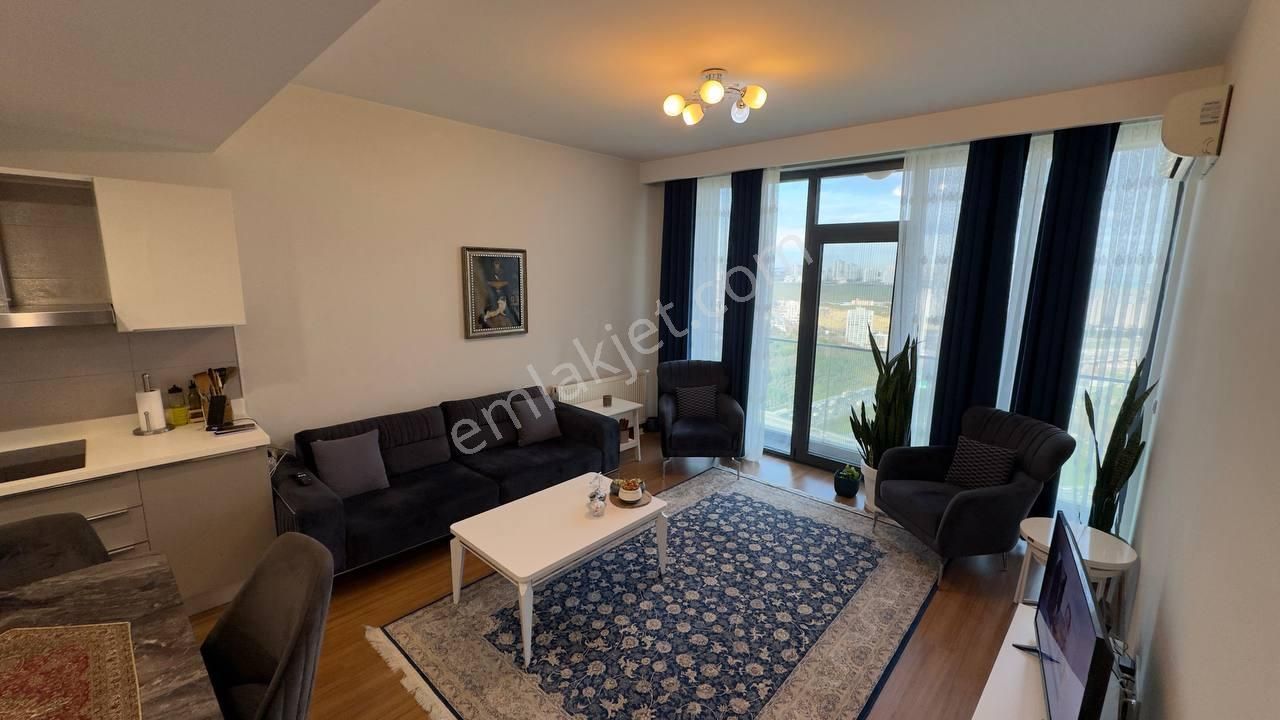 Bahçeşehir Göl Panaroma Da.kat32 Göl Deniz Manzaralı Full Eşyalı - Görsel 25