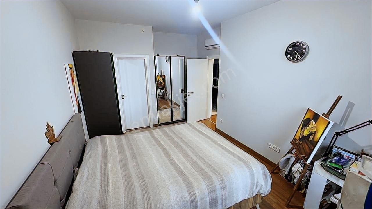 Bahçeşehir Göl Panaroma Da.kat32 Göl Deniz Manzaralı Full Eşyalı - Görsel 22