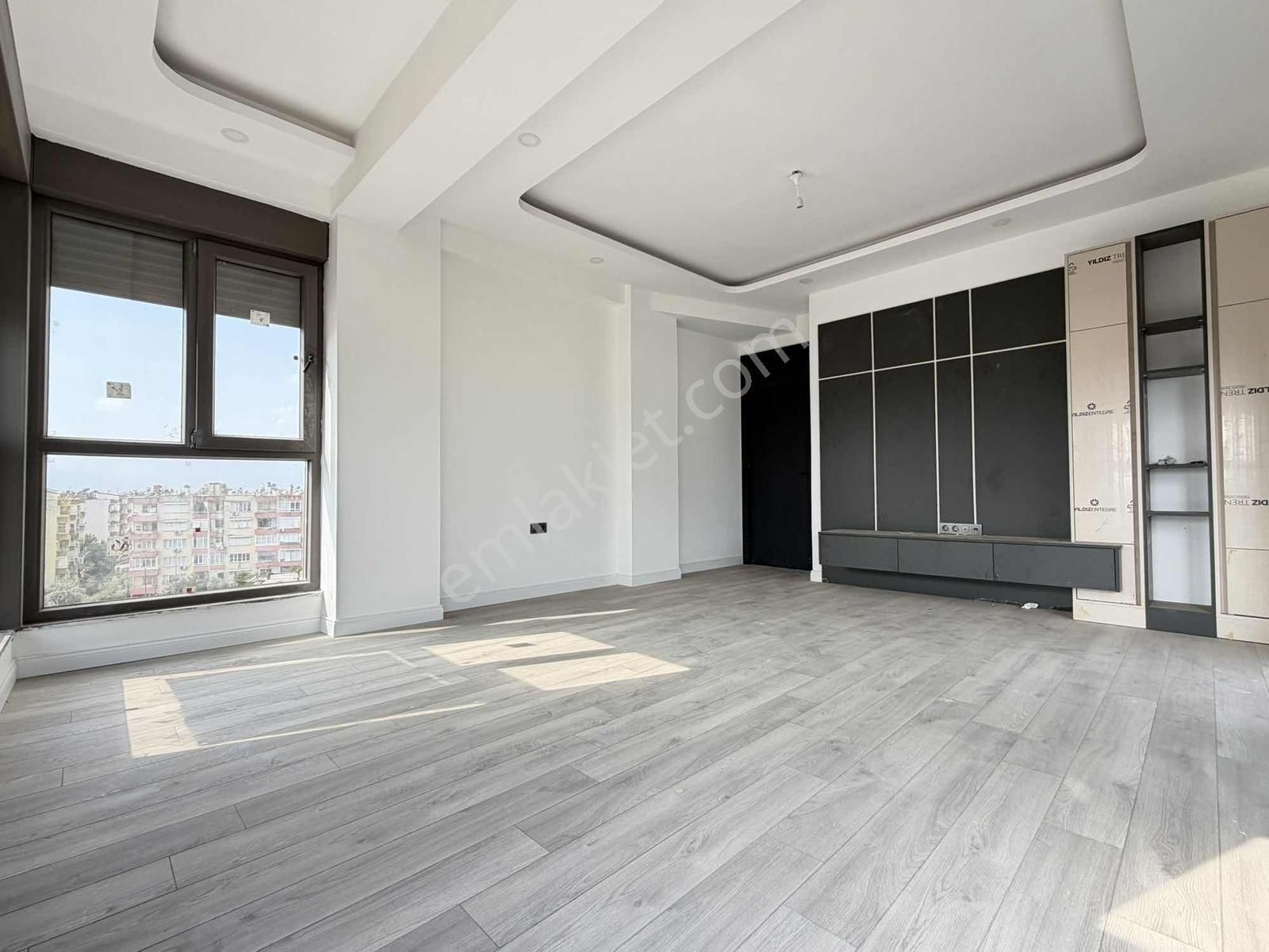 Zamur Garden'da Havuz Cepheli Yerden Isıtmalı 5+1 Dublex - Görsel 11