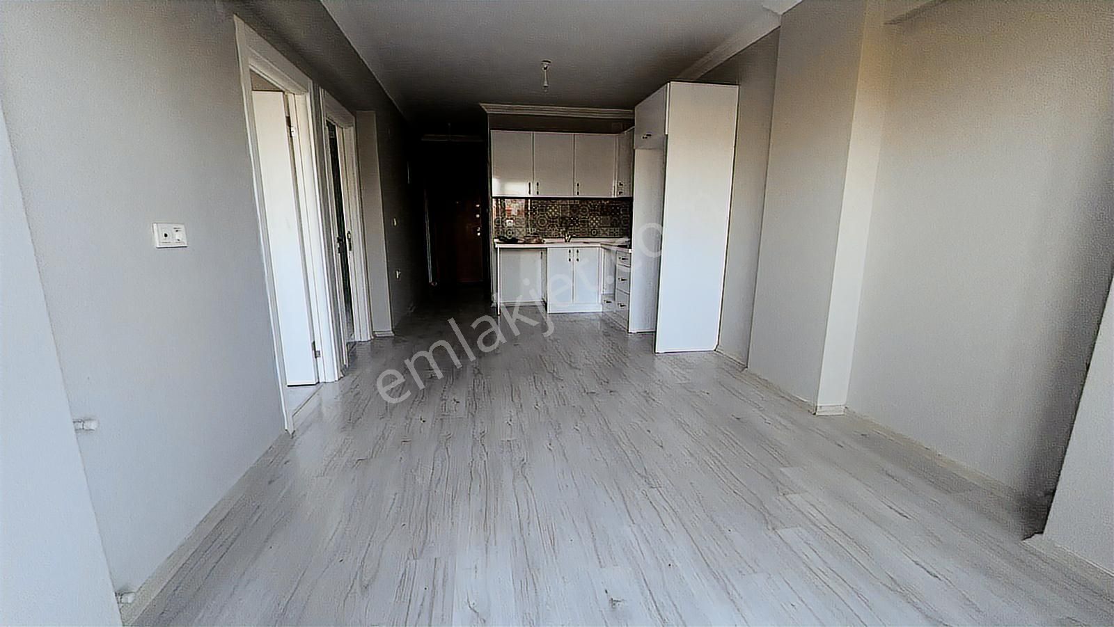 Foça Paza Emlak'tan Bağarasında Önü Açık Ve Ferah Kiralık Daire - Görsel 5