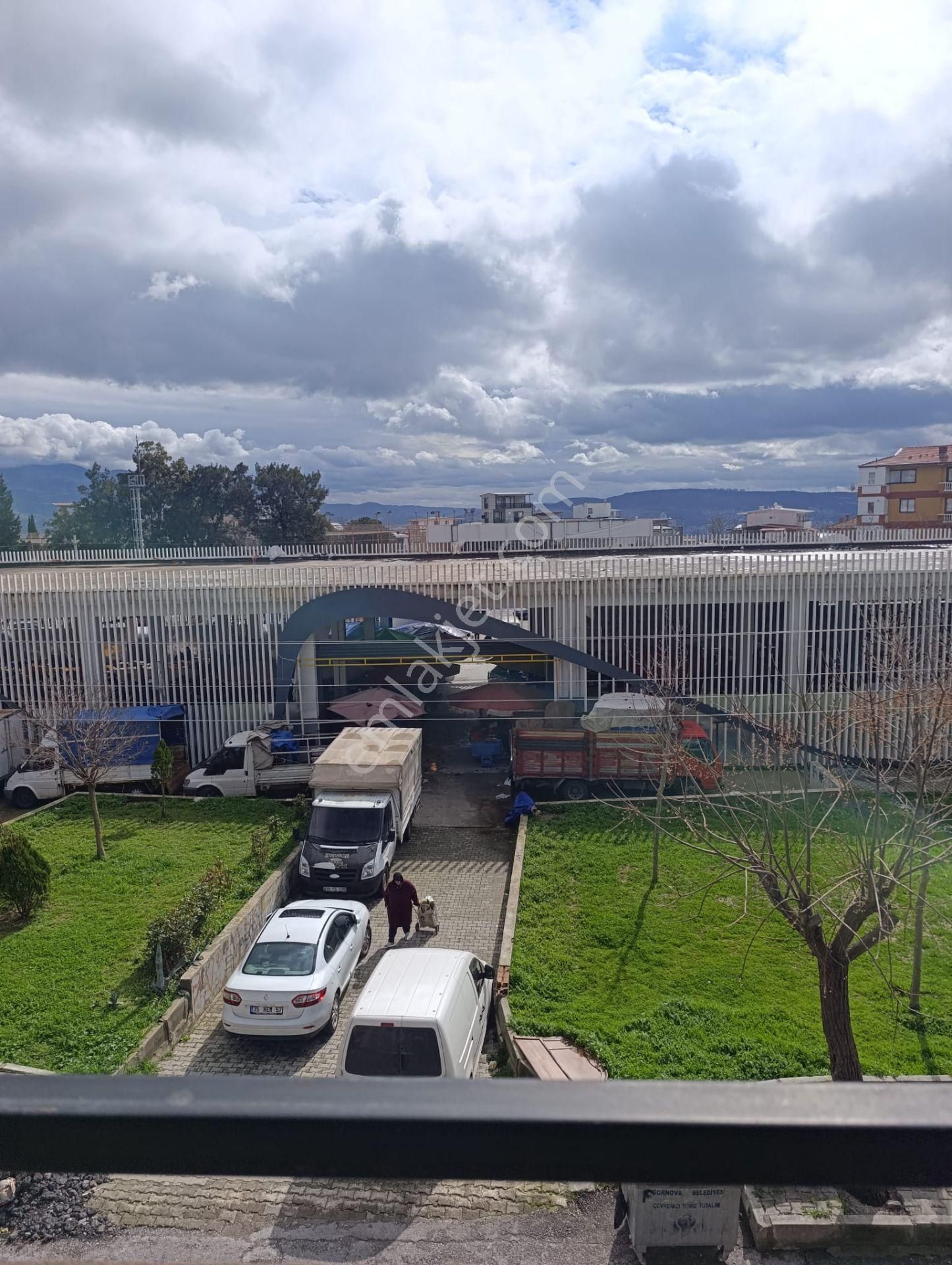 Bornova İnönü Mah. 2+1 Doğalgazlı Bahçeli Kiralık Daire - Görsel 24