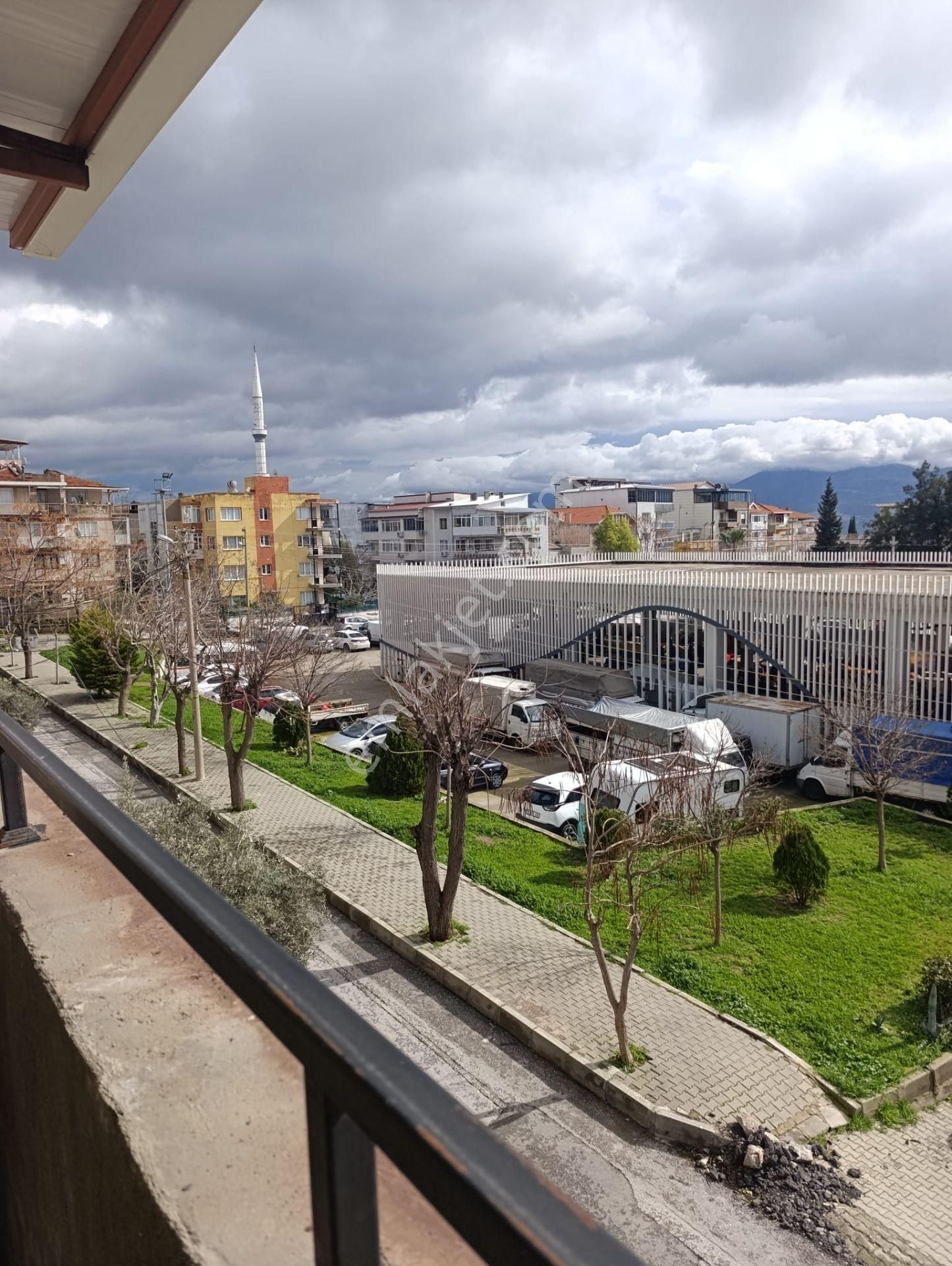 Bornova İnönü Mah. 2+1 Doğalgazlı Bahçeli Kiralık Daire - Görsel 31