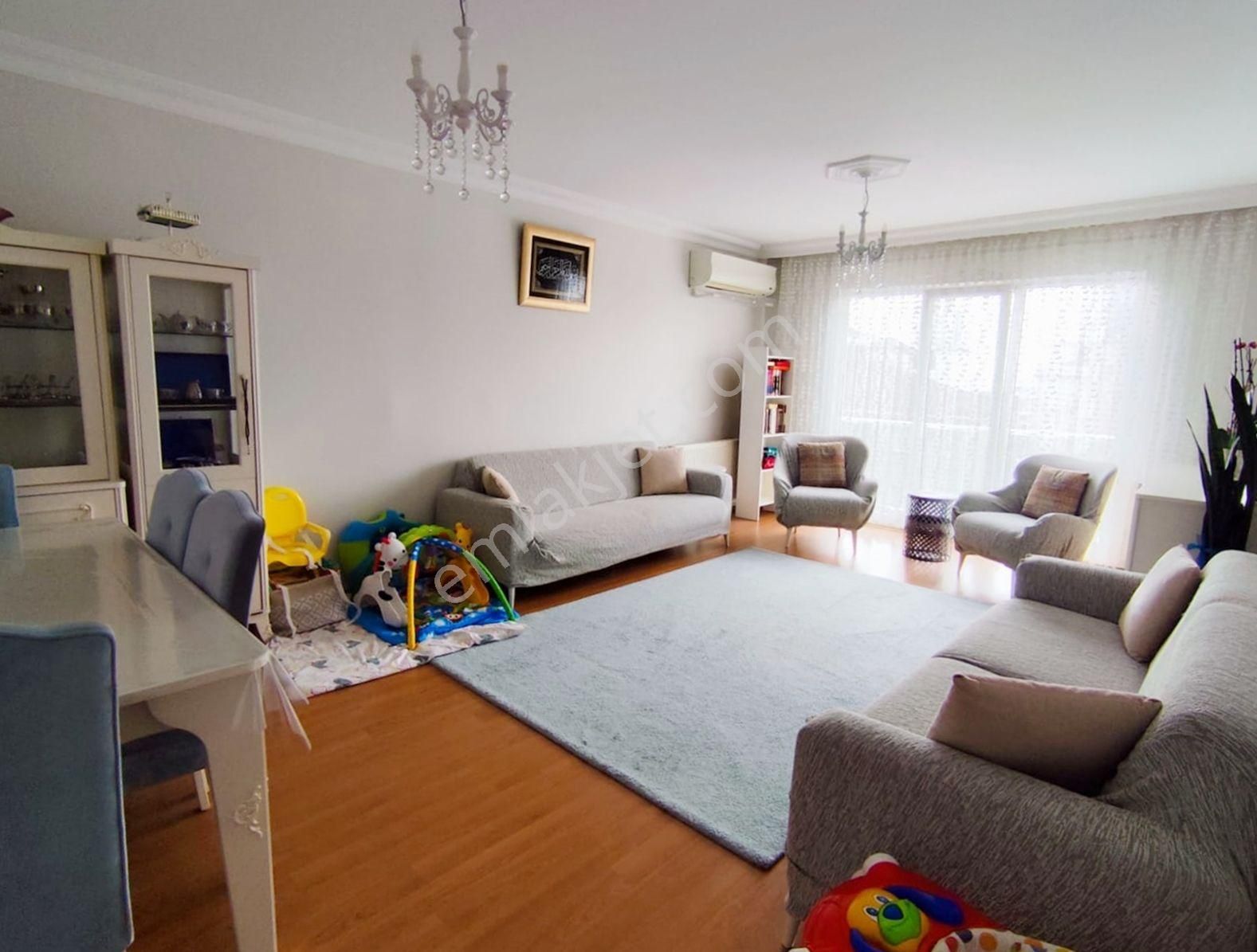 Mertcan Dan Gümüşpınar Mah Site İçi Kredi Limitsiz 3+1 Arakat - Balkonlu