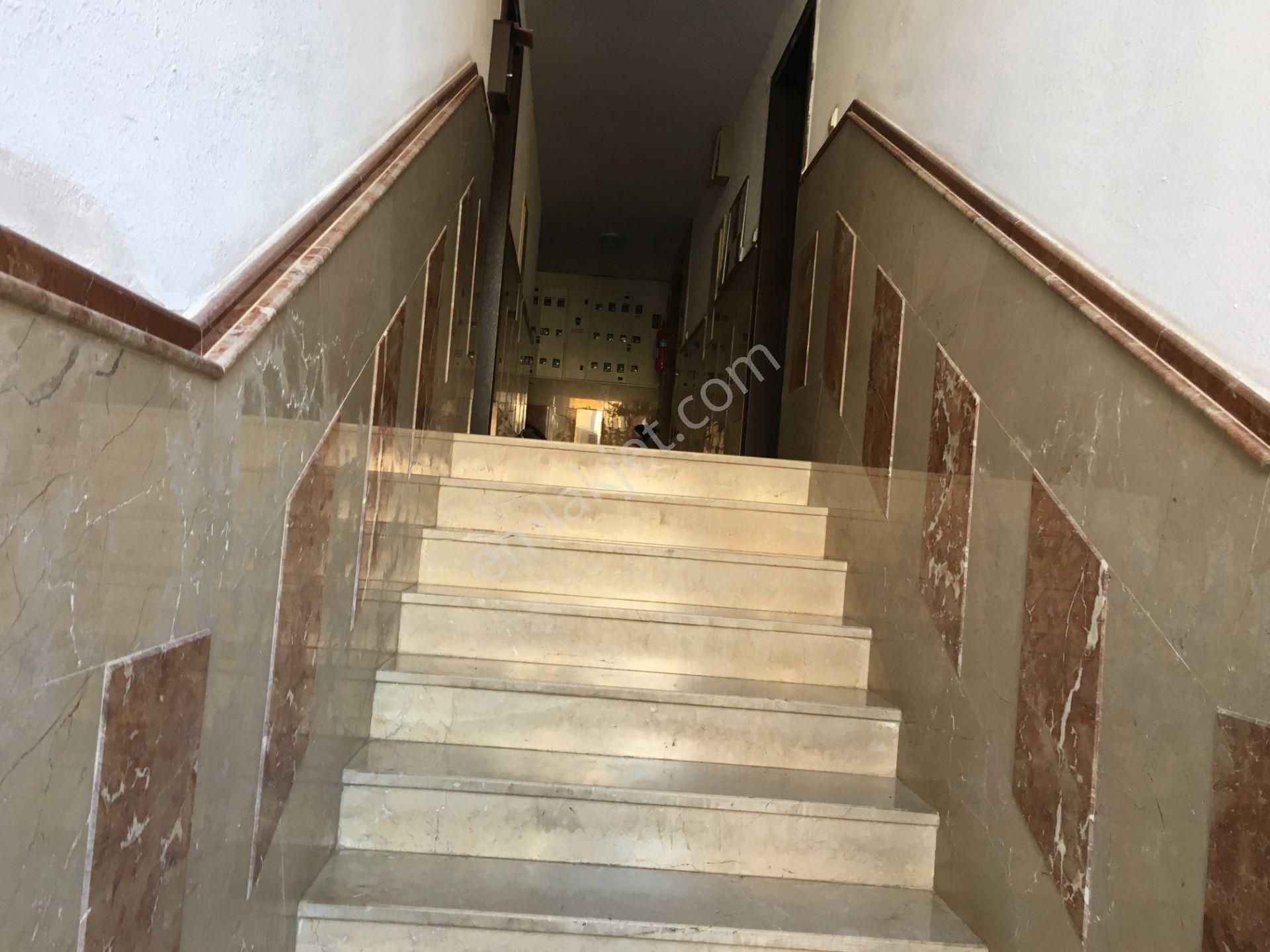 Alanya Tosmur'da Havuzlu Sitede Full Eşyalı 2+1 Kiralık Daire - Görsel 17