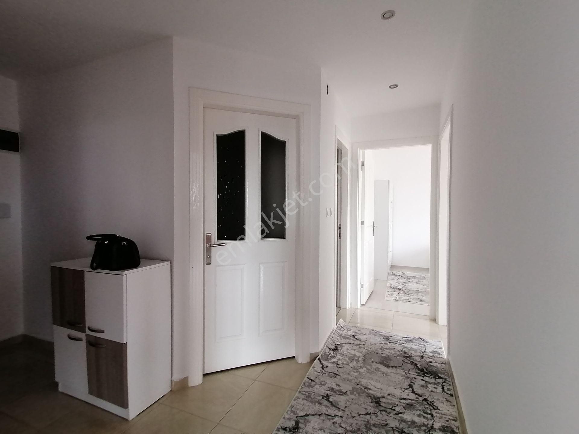 Alanya Tosmur'da Havuzlu Sitede Full Eşyalı 2+1 Kiralık Daire - Görsel 8