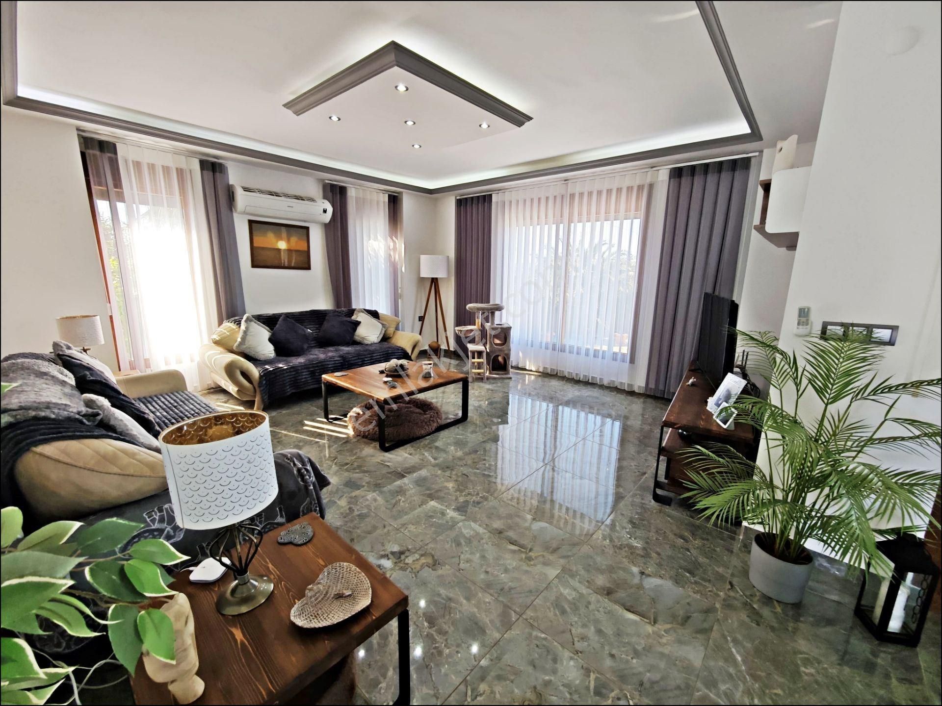 İngilizden Şok Fiyat!! Yeşiltepe'de 4+1 Müstakil Villa - Görsel 13