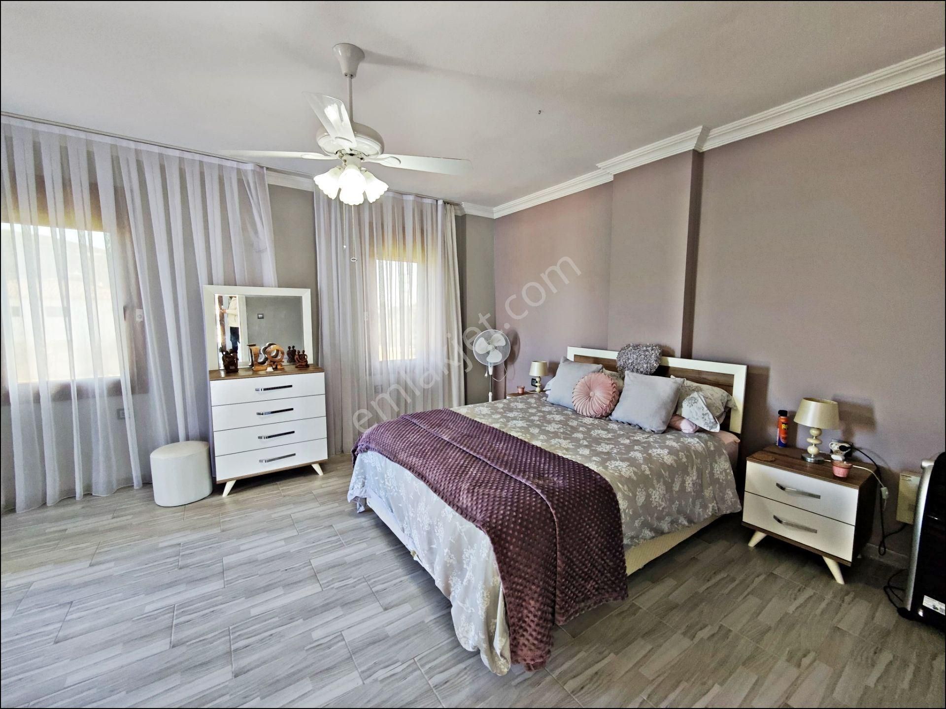 İngilizden Şok Fiyat!! Yeşiltepe'de 4+1 Müstakil Villa - Görsel 24