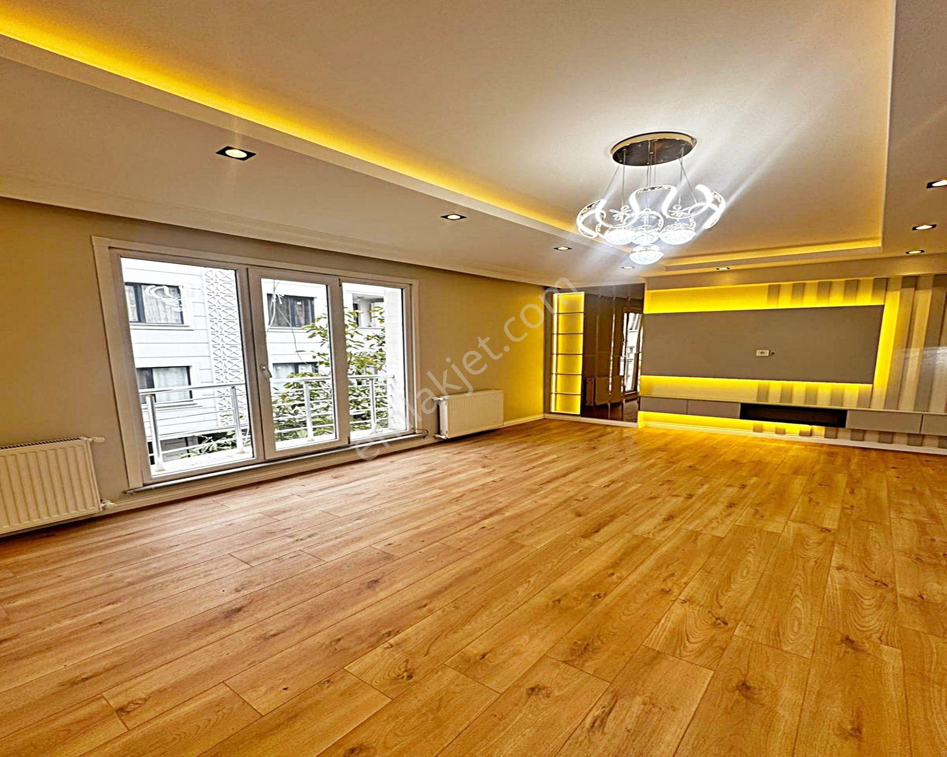 Güzelyurt Metrobüse 5 Dk 2+1 Yapılı Temiz Acil Satılık Daire