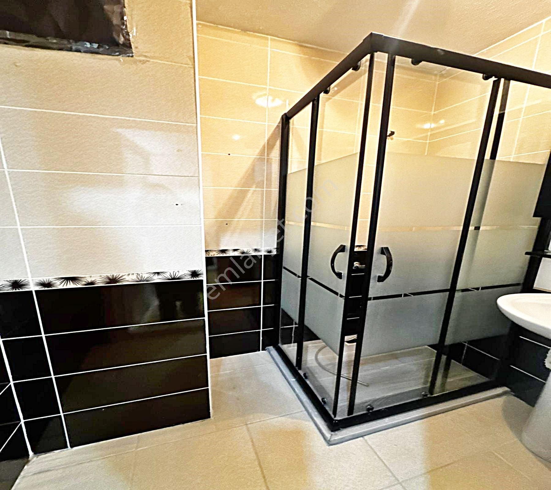 Güzelyurt Metrobüse 5 Dk 2+1 Yapılı Temiz Acil Satılık Daire - Görsel 14