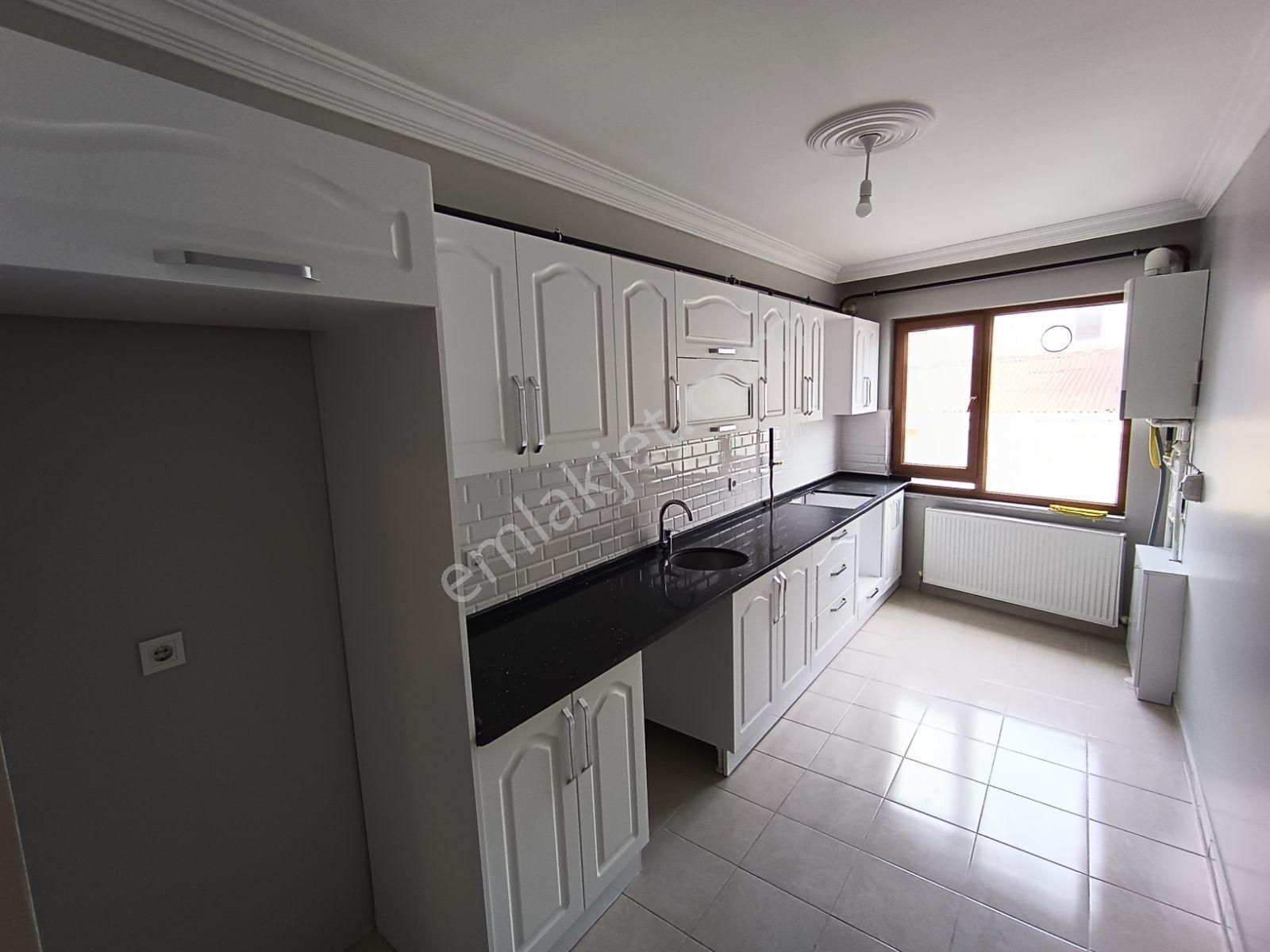 Çınarlı Mah Satılık İskanlı 180 M2 3+1 Dubleks Daire - Görsel 2