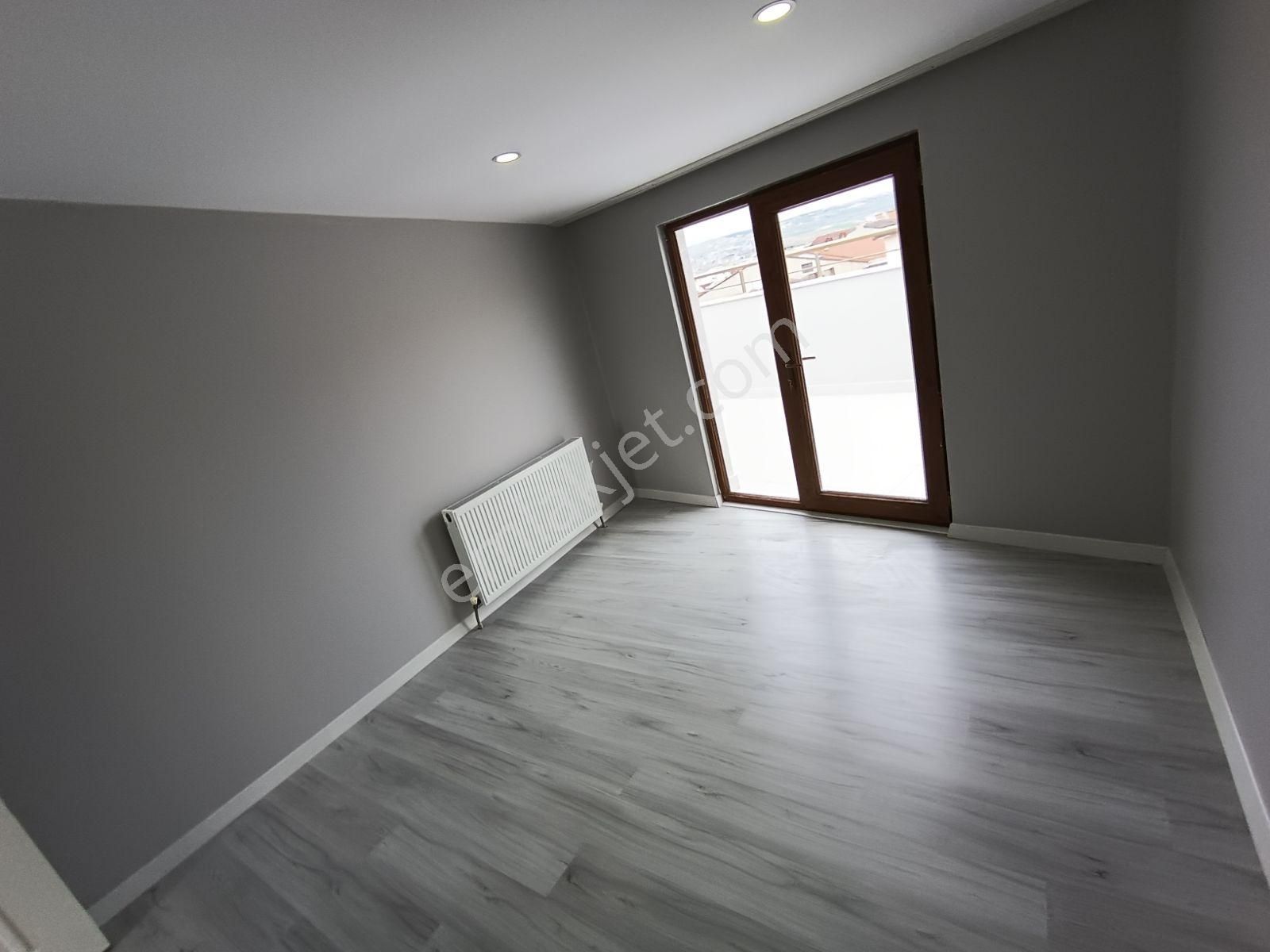 Çınarlı Mah Satılık İskanlı 180 M2 3+1 Dubleks Daire - Görsel 14