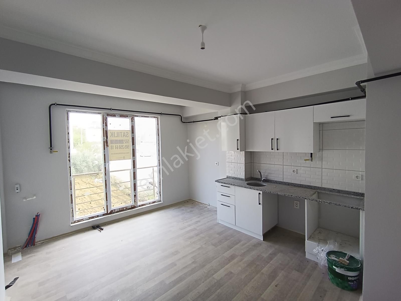 Çınarlı Mah. Çevre Yoluna Yakın Satılık Sıfır 1+1 - Görsel 4