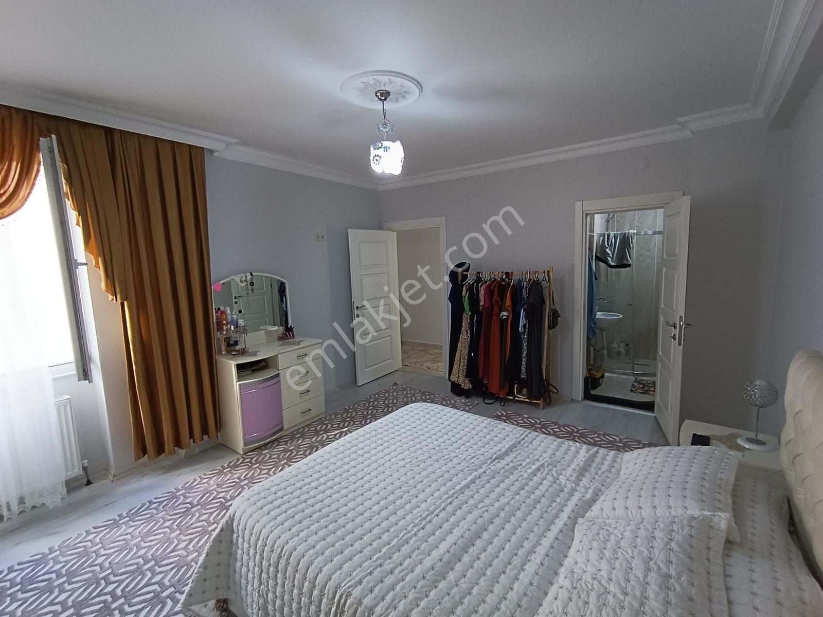 Zafer Mah. Kapalı Otoparklı İskanlı 220 M2 5+2 Dubleks Daire - Görsel 14