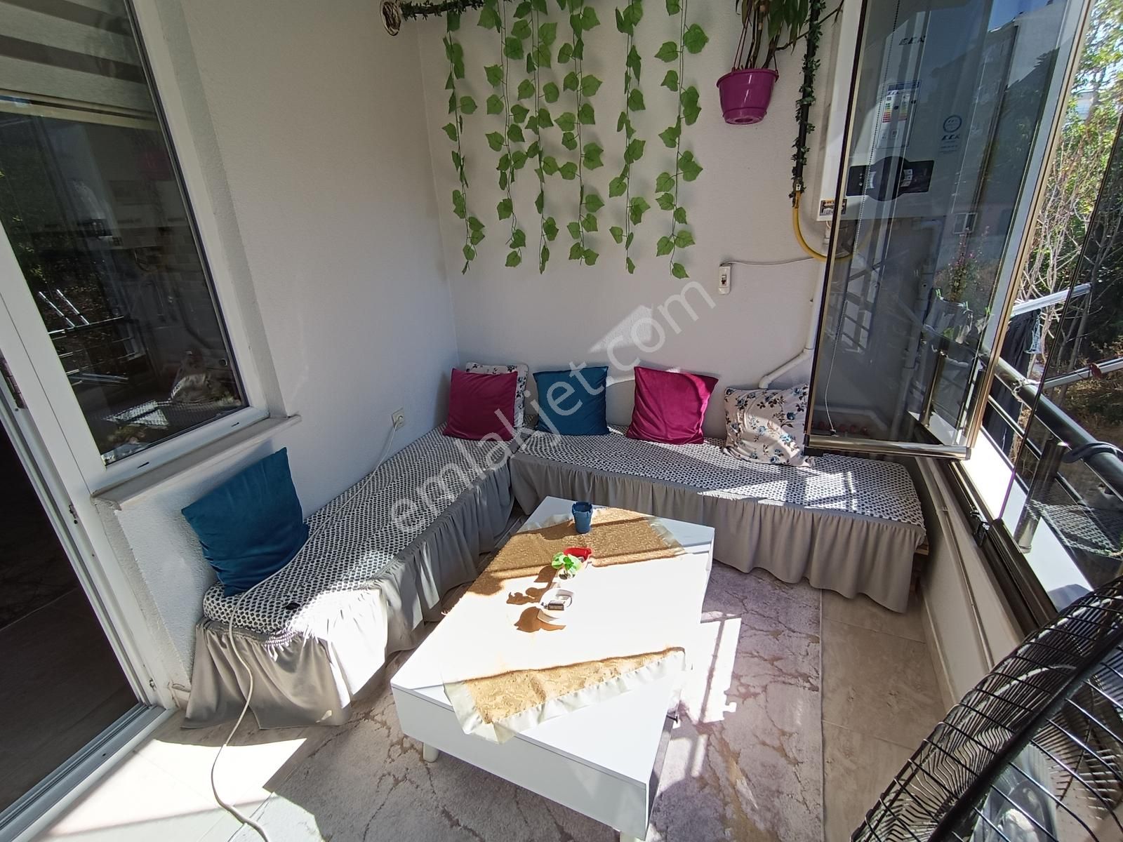 Zafer Mah. Kapalı Otoparklı İskanlı 220 M2 5+2 Dubleks Daire - Görsel 12