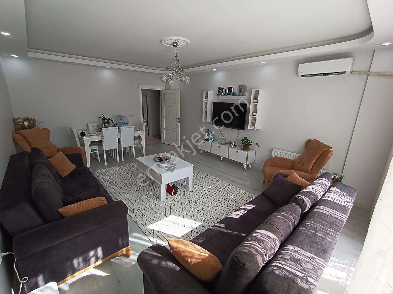 Zafer Mah. Kapalı Otoparklı İskanlı 220 M2 5+2 Dubleks Daire - Görsel 34