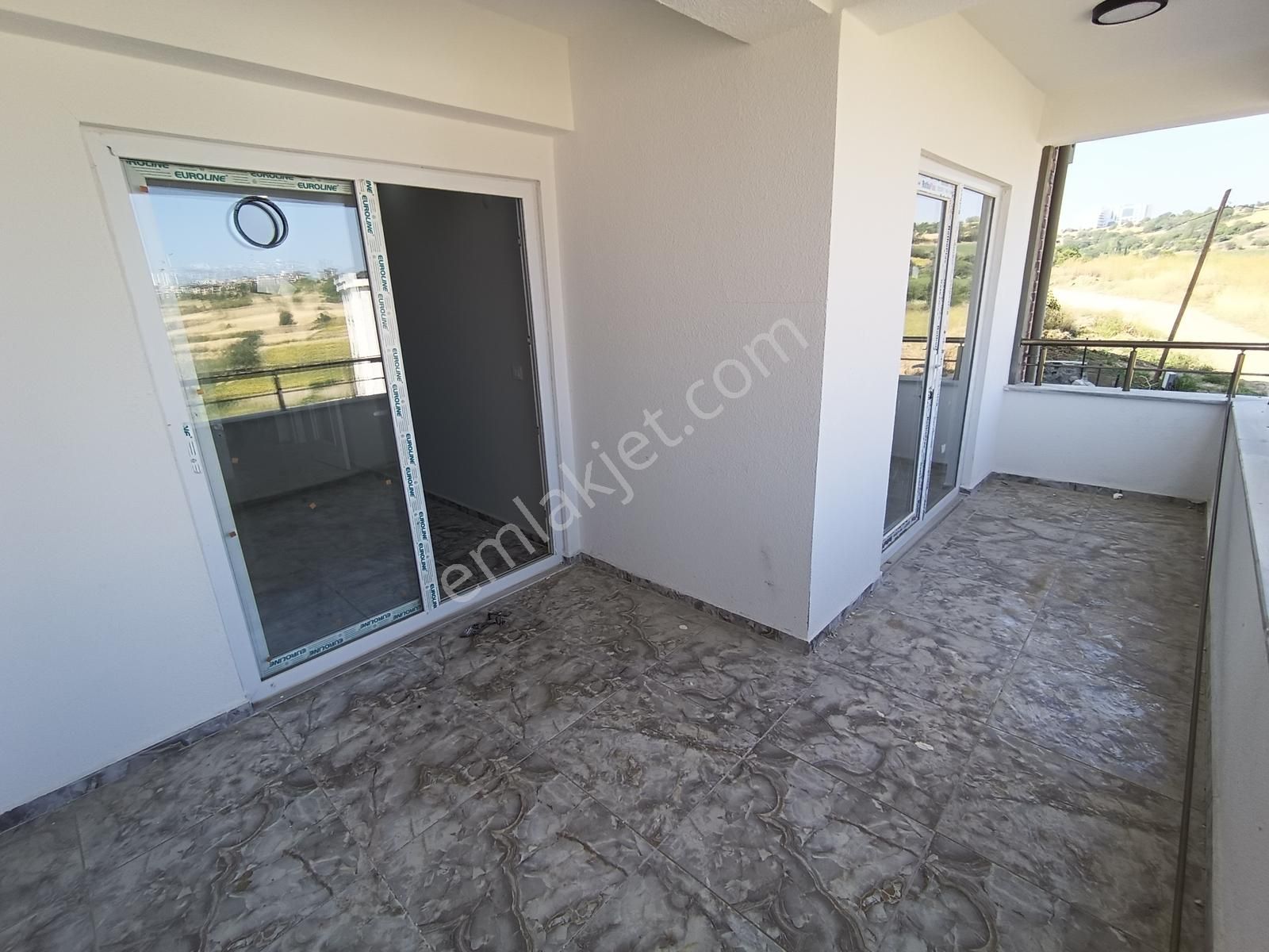 Acill Satılık Ortacami Mah. Shel Benzinlik Altında Sıfır 3+1 - Görsel 15