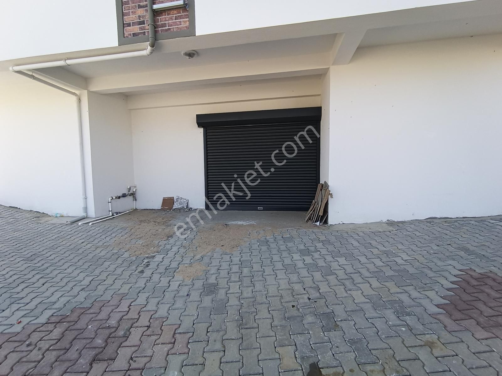 Acill Satılık Ortacami Mah. Shel Benzinlik Altında Sıfır 3+1 - Görsel 18