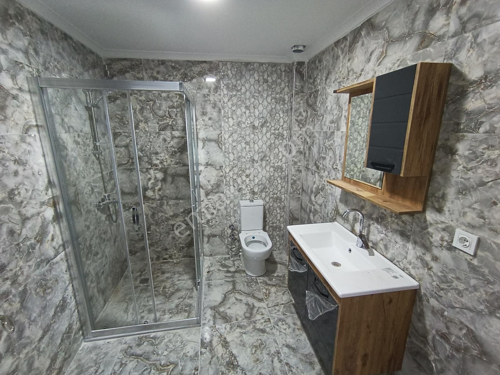 Acill Satılık Ortacami Mah. Shel Benzinlik Altında Sıfır 3+1 - Görsel 20