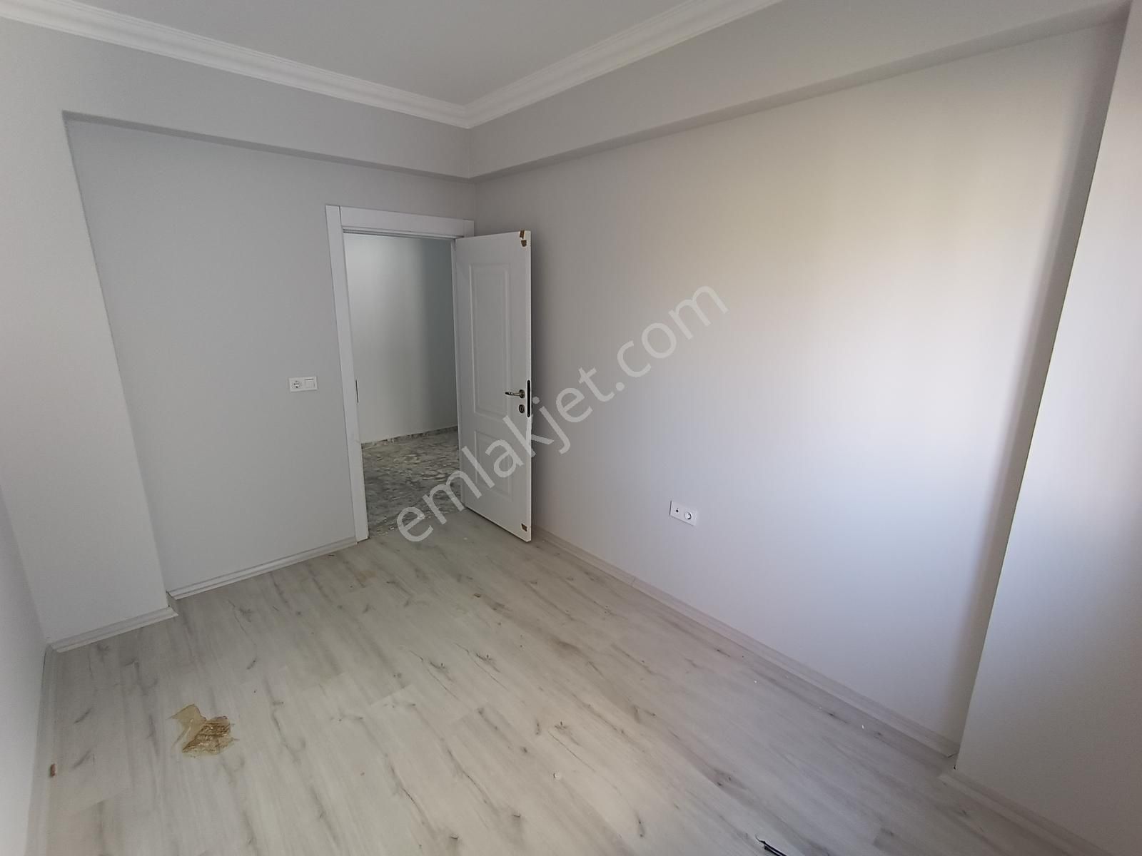 Acill Satılık Ortacami Mah. Shel Benzinlik Altında Sıfır 3+1 - Görsel 10