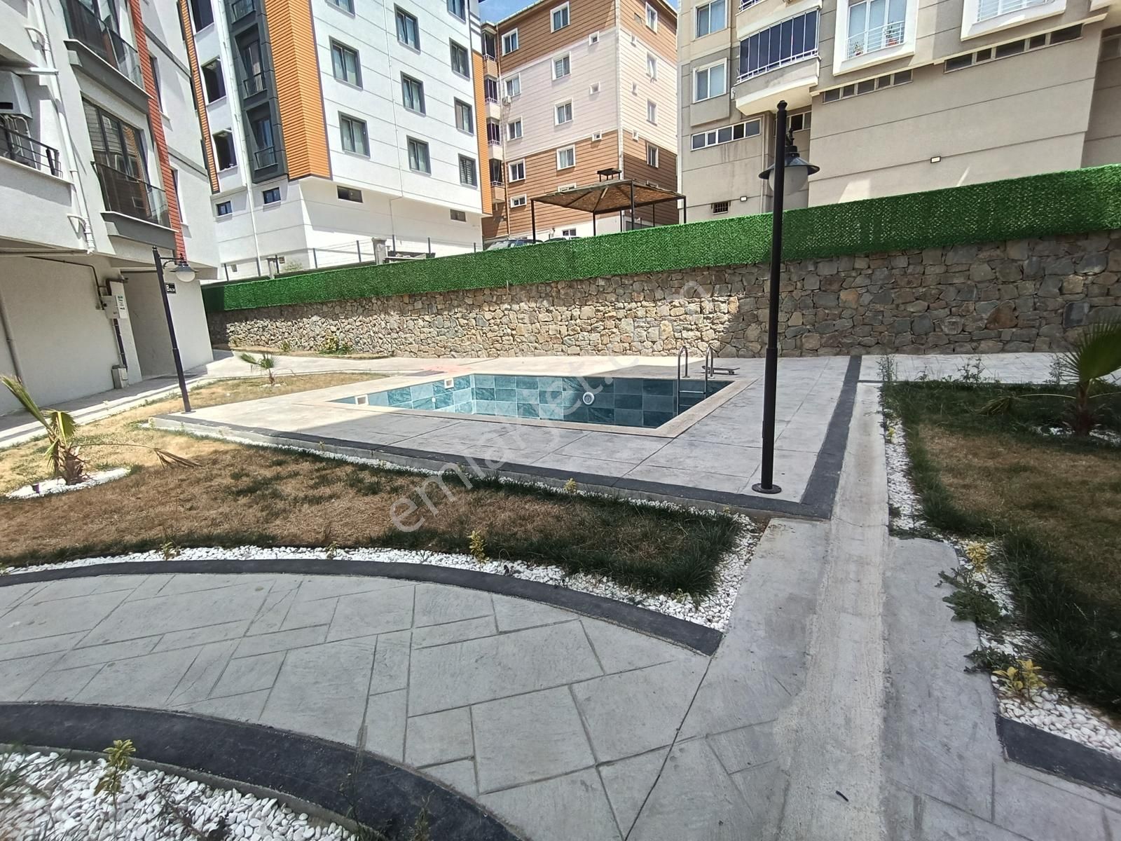 100. Yıl Mah Site İçinde Kapalı Otoparklı İskanlı Sıfır 2+1 - Görsel 21