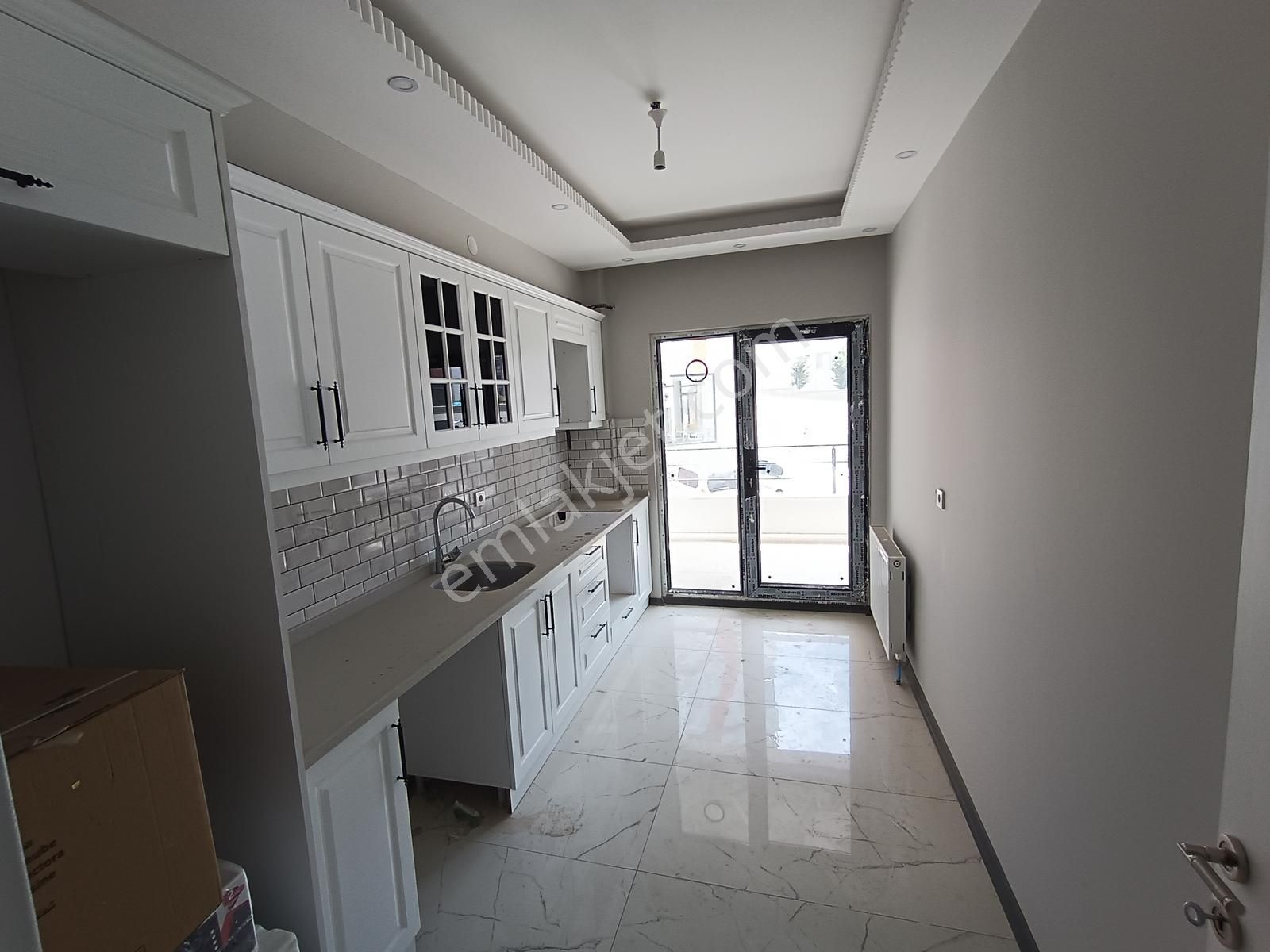 100. Yıl Mah Site İçinde Kapalı Otoparklı İskanlı Sıfır 2+1 - Görsel 18