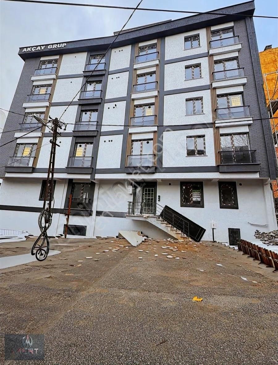 Çekmeköy / Ekşioğlu Mah. Lüks Yapım 2+1 Ara Kat Daire Sıfır Bina - Görsel 3