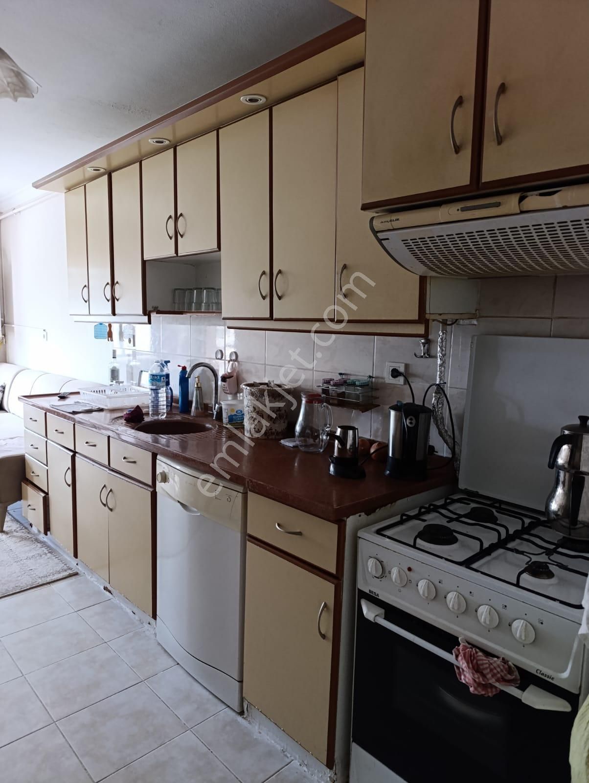 Açık Otoparklı Asansörlü Ara Kat 3+1 Full Eşyalı Kiralık Daire! - Görsel 13