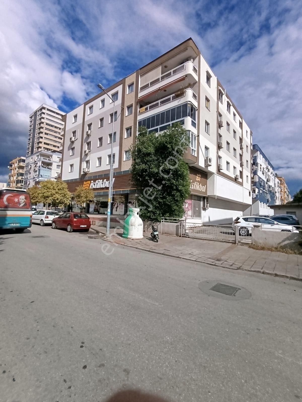 Açık Otoparklı Asansörlü Ara Kat 3+1 Full Eşyalı Kiralık Daire! - Görsel 2