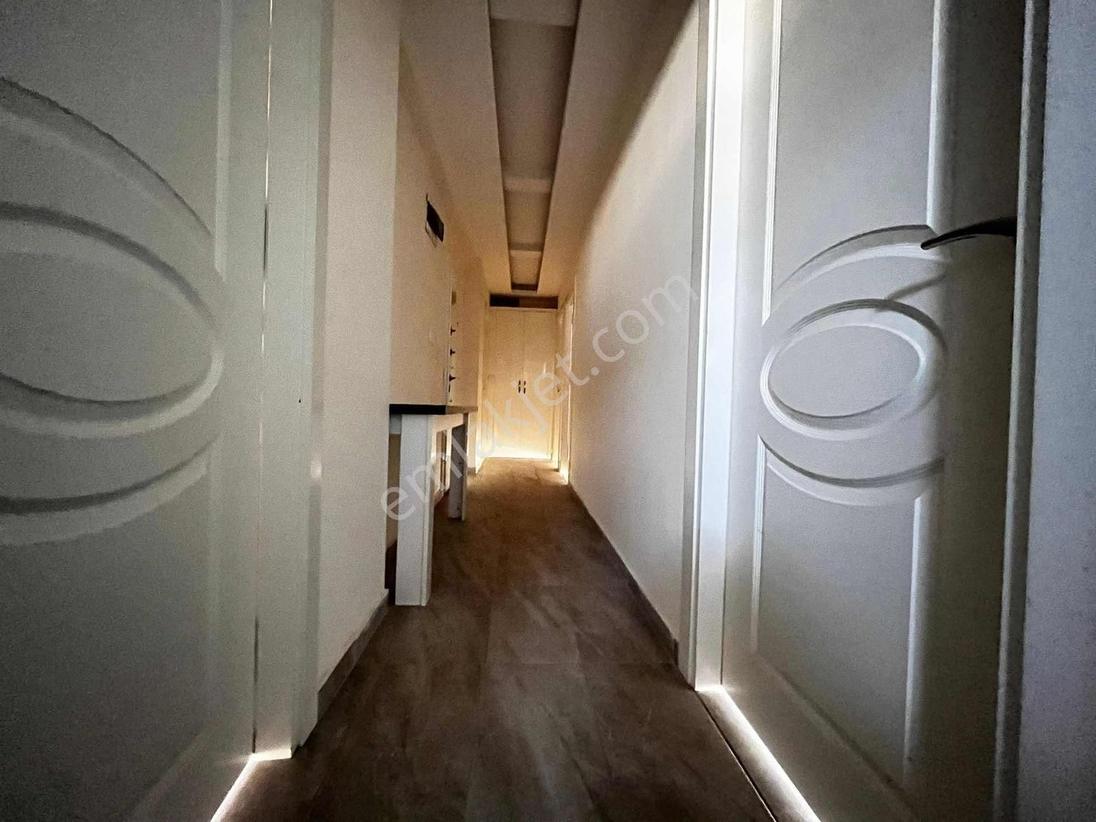 Gazi Mah. Tahtakale Arkası Dolu Dolu Tek Daire Üzeri Asansör - Görsel 6