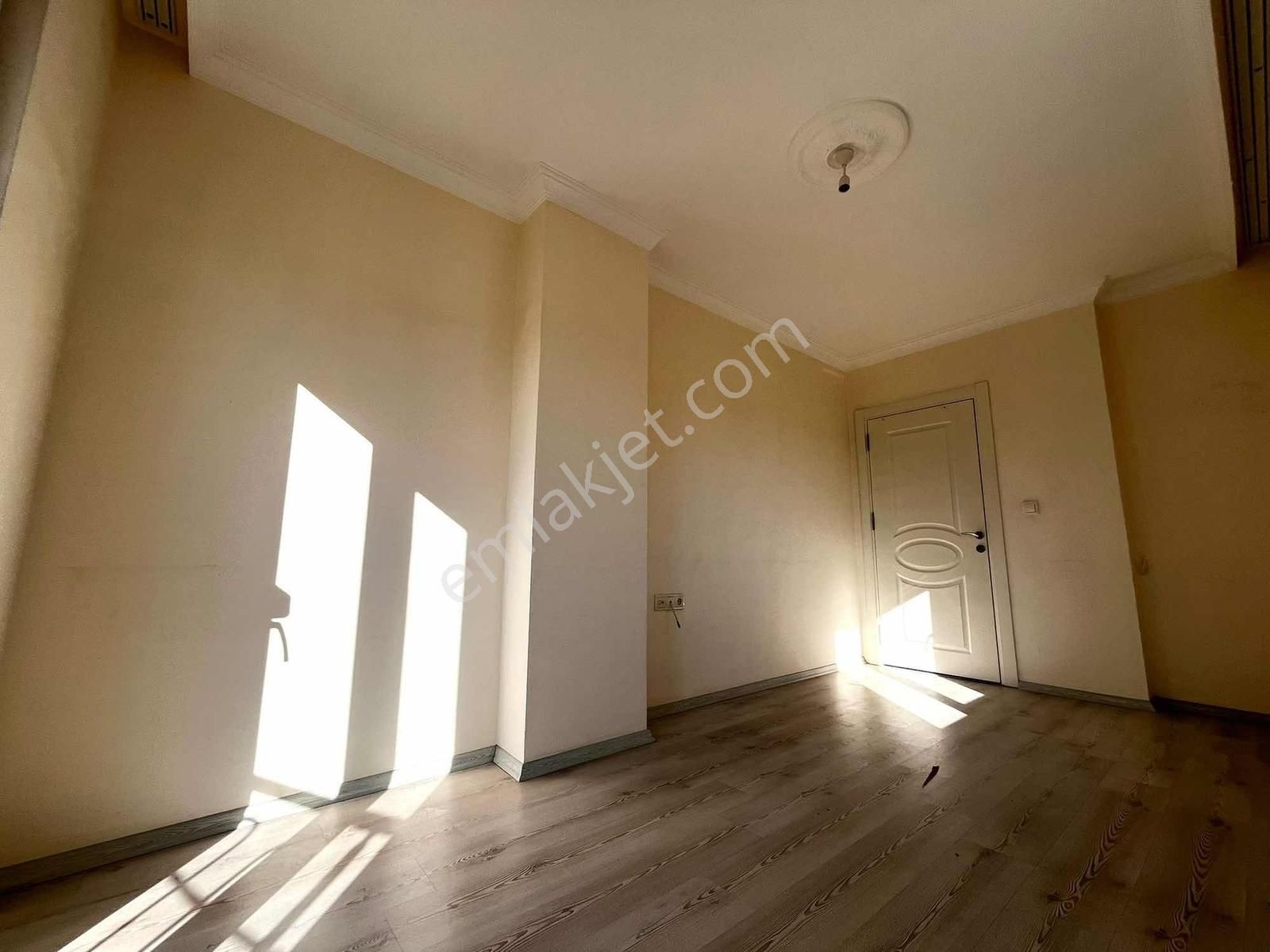 Gazi Mah. Tahtakale Arkası Dolu Dolu Tek Daire Üzeri Asansör - Görsel 23