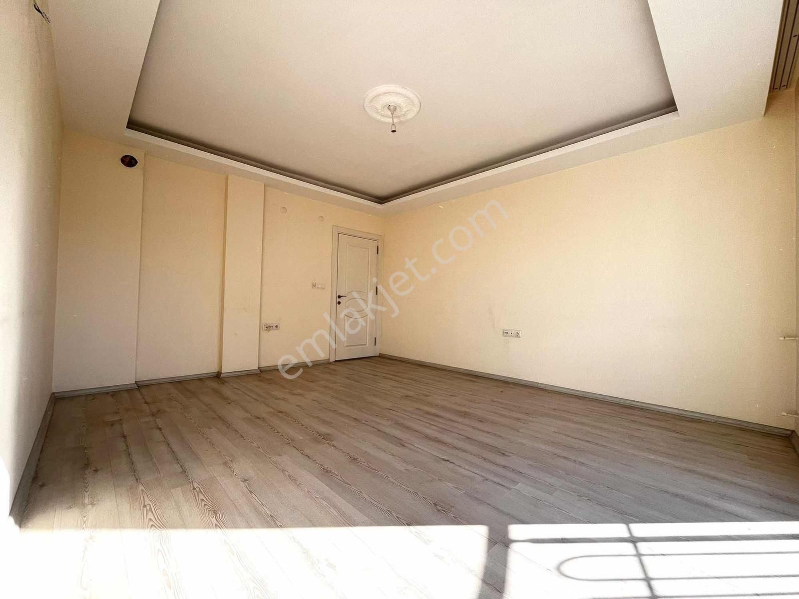 Gazi Mah. Tahtakale Arkası Dolu Dolu Tek Daire Üzeri Asansör - Görsel 11