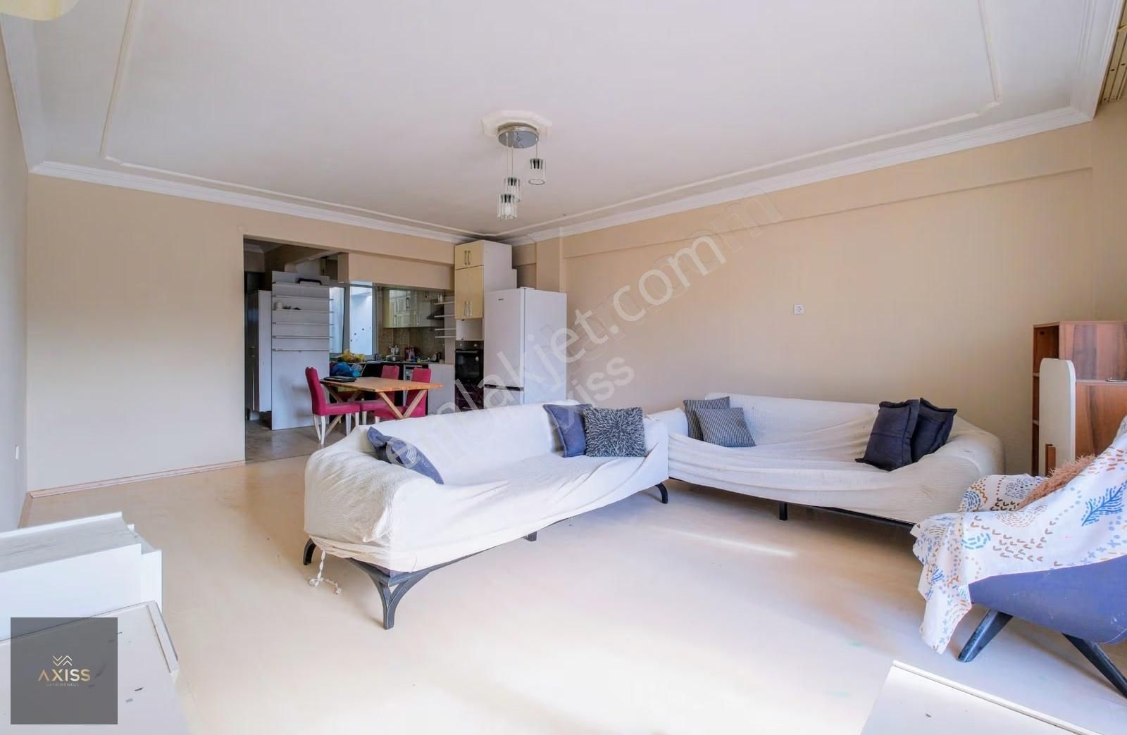 Aliçetinkaya Caddesi Tranvay Yolu Muratpaşada Kiralık Daire 3+1 - Görsel 7