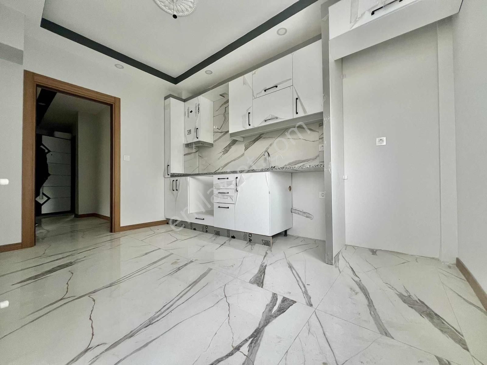 Tramvaya Yakın! Yeşilırmak Sütçüler Cad. Arası Asansör Arakat - Görsel 22